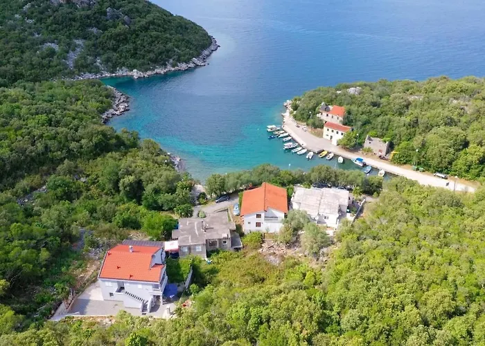 Apartment Bay Of Dreams