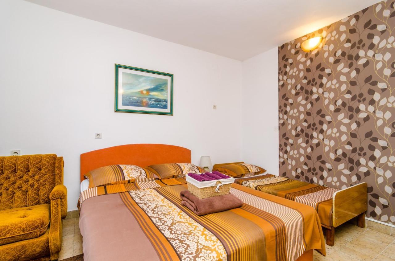 Bay Of Dreams Apartment
